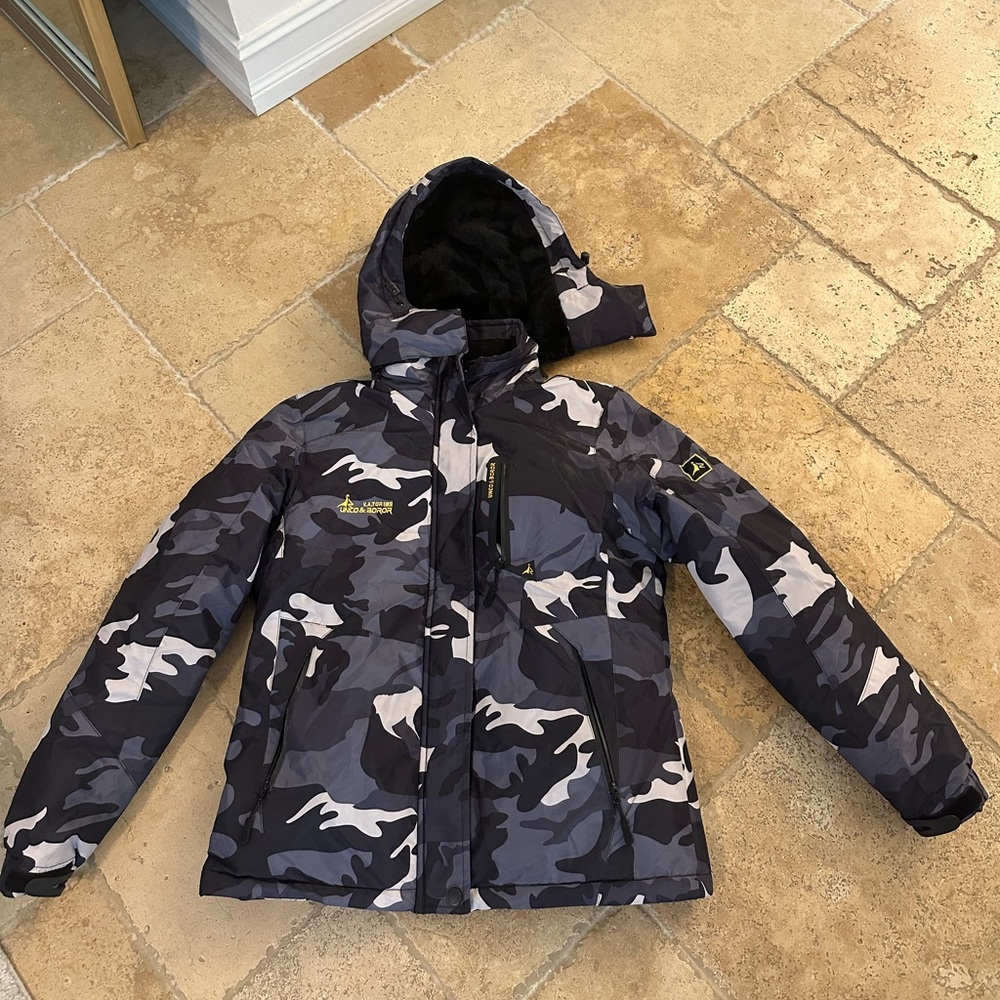Women’s Ski Coat